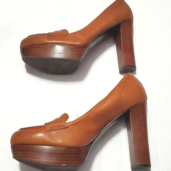 Marc Fisher Keeps Cognac Almond Oxford Classic Platform Heels - Picture 9 of 15